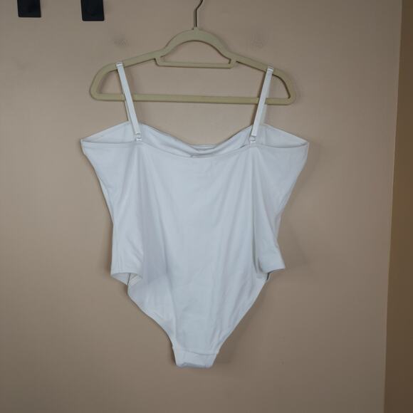 SKIMS Square Neck Swimsuit in Marble Size 4X - Picture 5 of 8